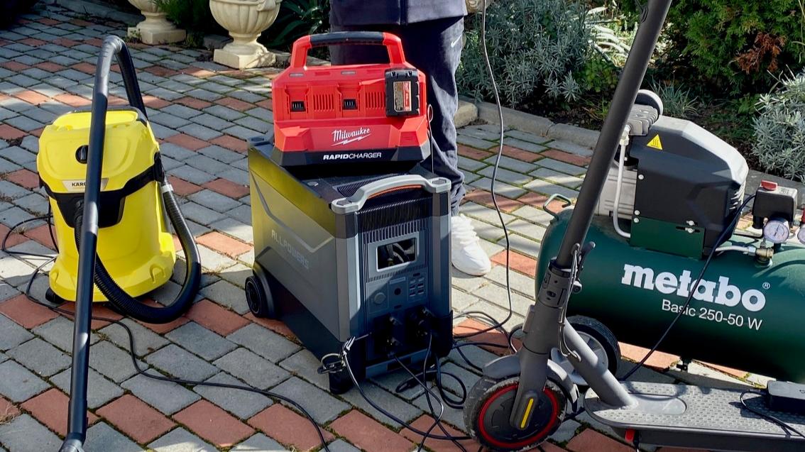 What Size Generator Is Needed to Run an Air Compressor?