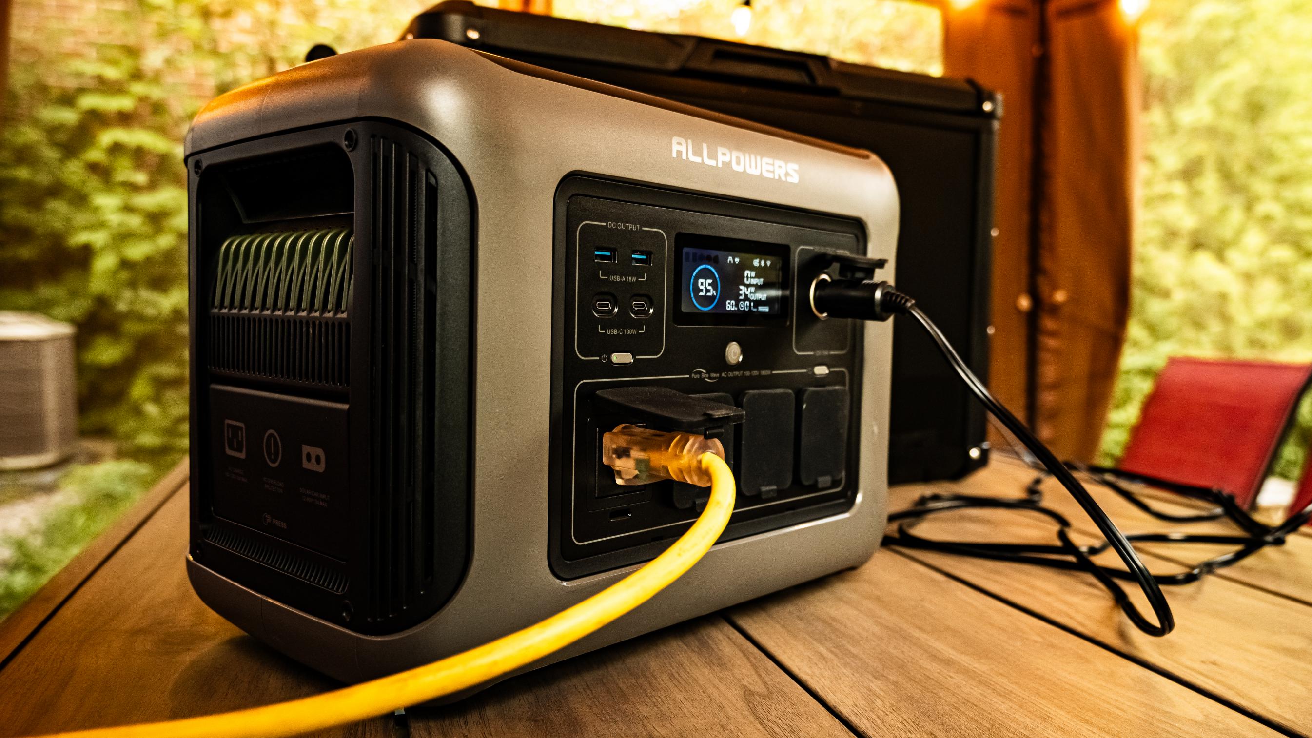 What is The Difference Between a Converter And an Inverter